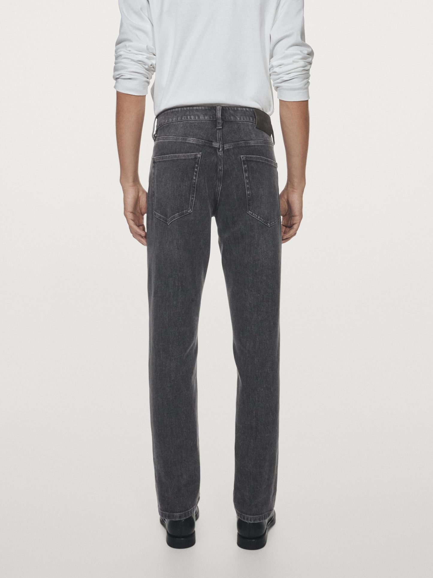 Men's Tapered Fit Jeans: Relaxed Waist, Five-Pocket Design, Premium Denim