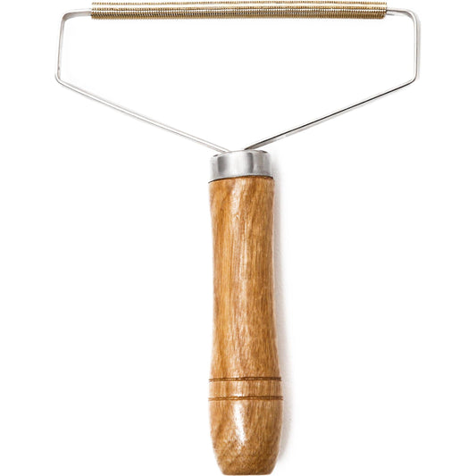 Esmée Manual Pet Hair and Lint Remover Wooden Fabric Shaver