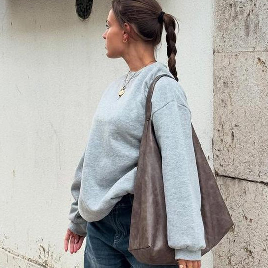 Women's Cozy Oversized Fleece Sweatshirt with Practical Pockets