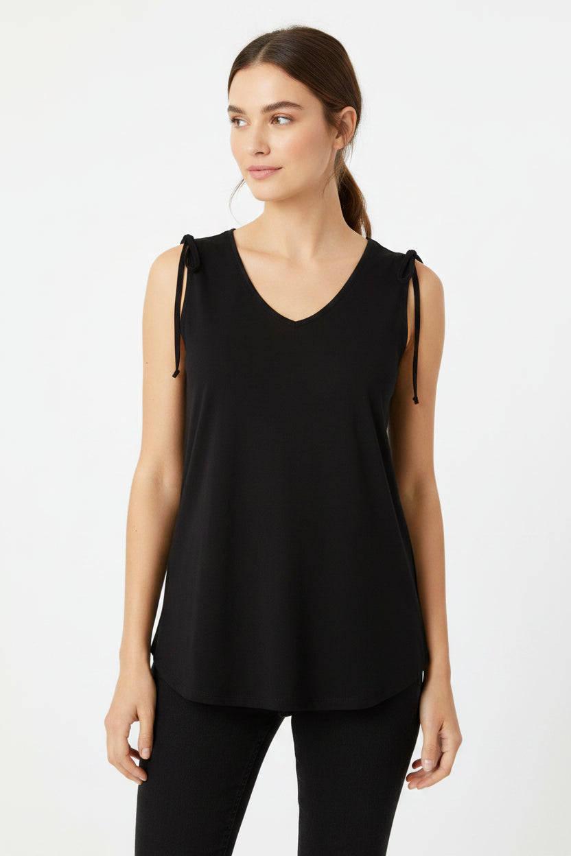 https://images.najdicenu.sk/659618b98d976cc71a0aab1d7efeb481/4/100377512001-esmara-damsky-top-xxl-xl-4850-cierna.webp