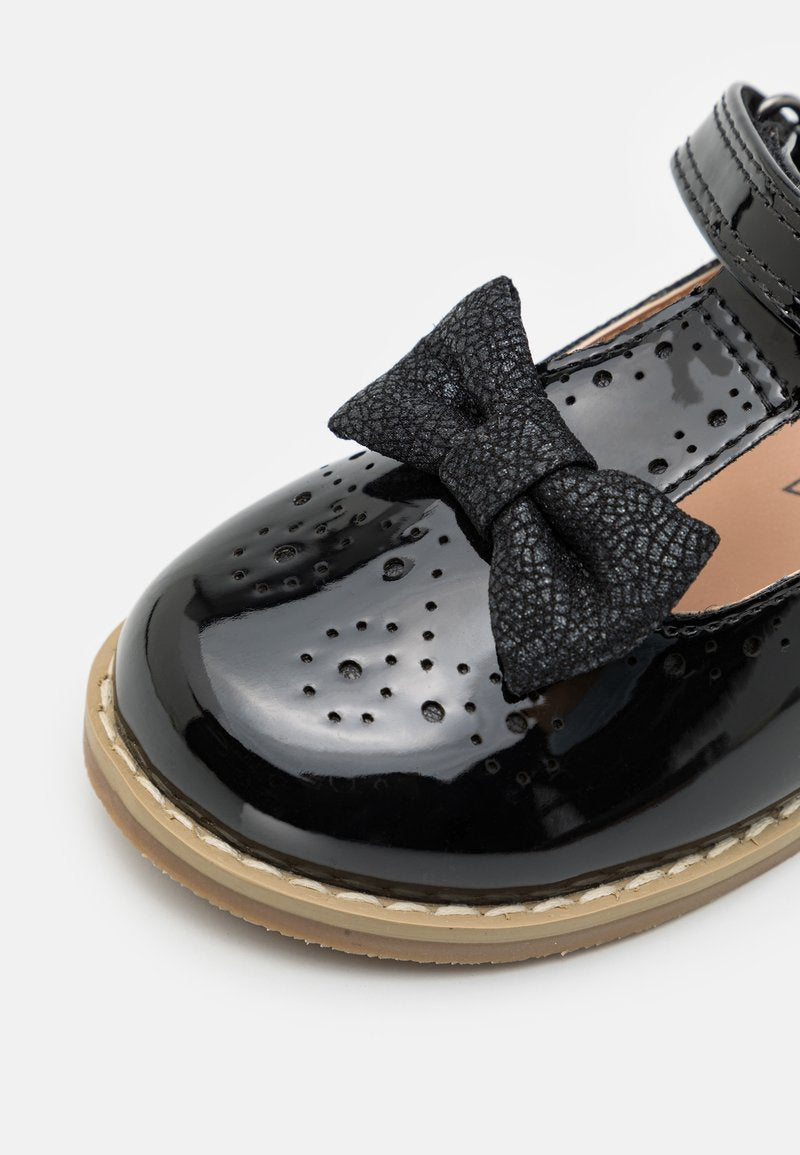 Friboo Kids' Patent Black Ballet Pumps with Velcro Strap Bow Detail