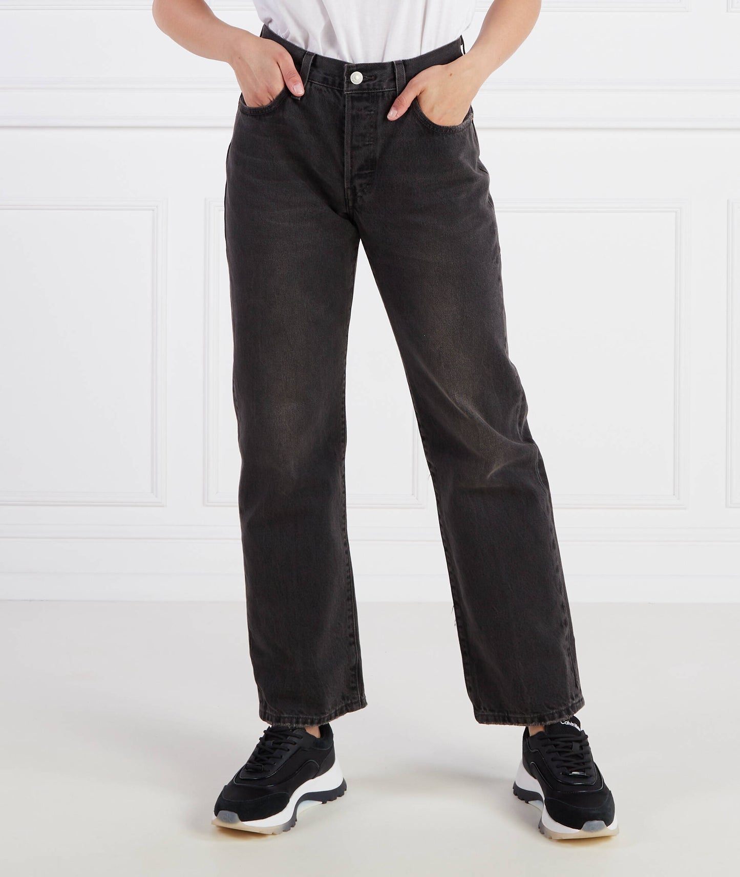 Levi's 501 '90s Women's Graphite Straight Fit Jeans - Iconic Style Denim