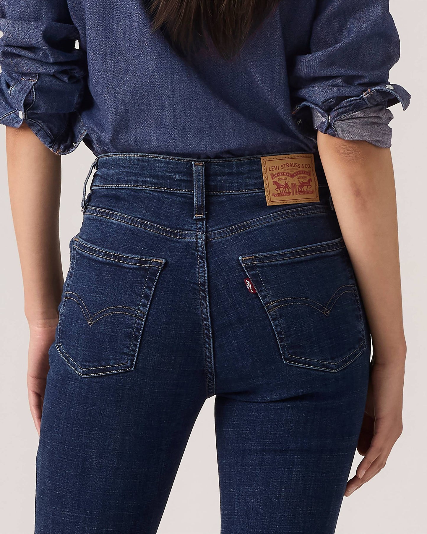 Levi's 725 High Rise Bootcut Jeans Dark Wash Women's