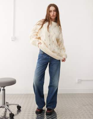 Monki Women's Oversized Cable Knit Sweater: Cozy Off-White Crew Neck Jumper