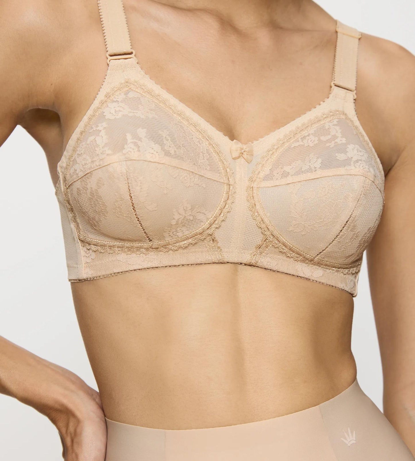 Triumph Doreen Non-Wired Comfort Bra: Timeless Support for Fuller Busts