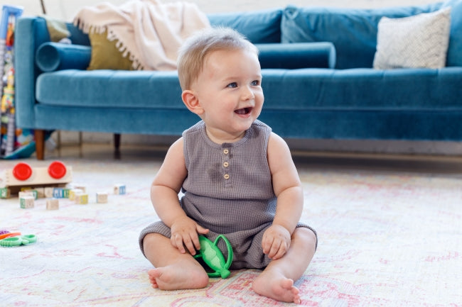 Infantino Lil Nibbles Silicone Teether Peas