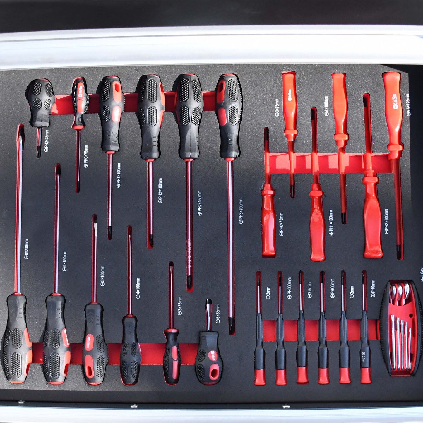 SCHUTZEN 170-Piece tools drawer trolley