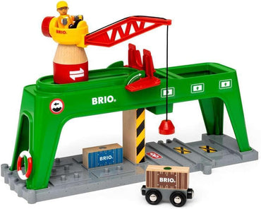BRIO World Green Container Crane with Magnetic Hook
