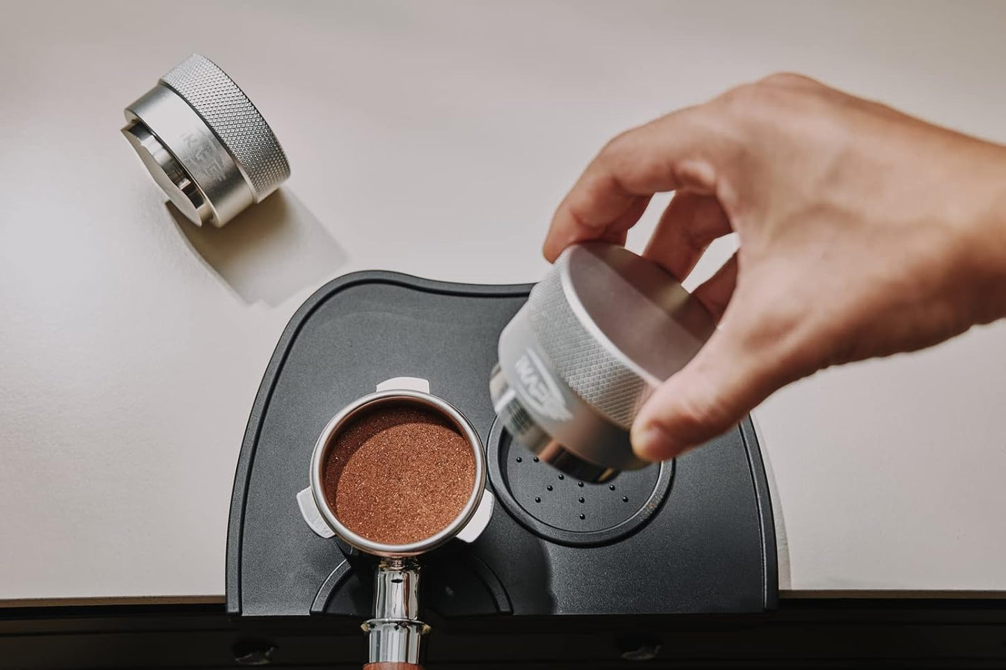 IKAPE 49mm Silver Gravity Adaptive Espresso Coffee Spreader