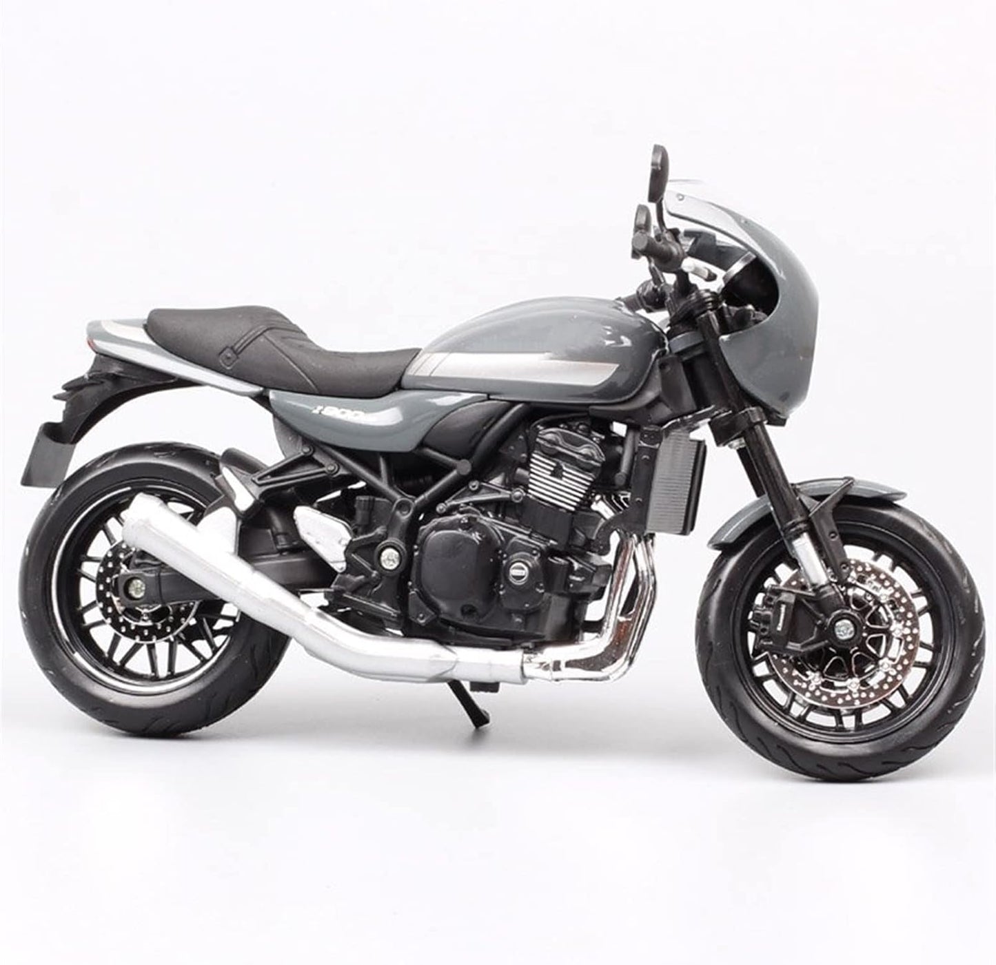 Kawasaki Z900 RS Classic 1:12 Retro Coffee Racer Die-Cast Model