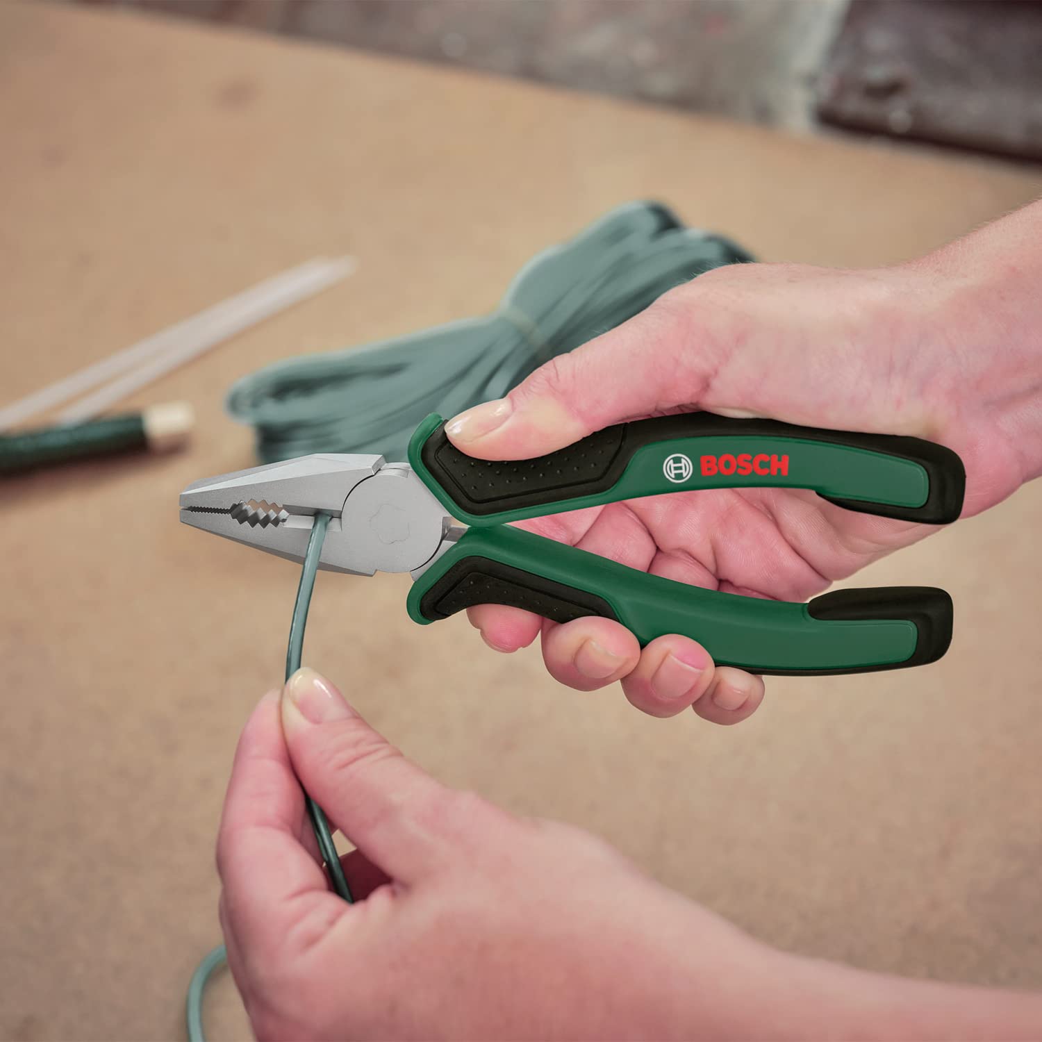 BOSCH 7" Heavy-Duty Combination Pliers – Carbon Steel, Ergonomic Grip