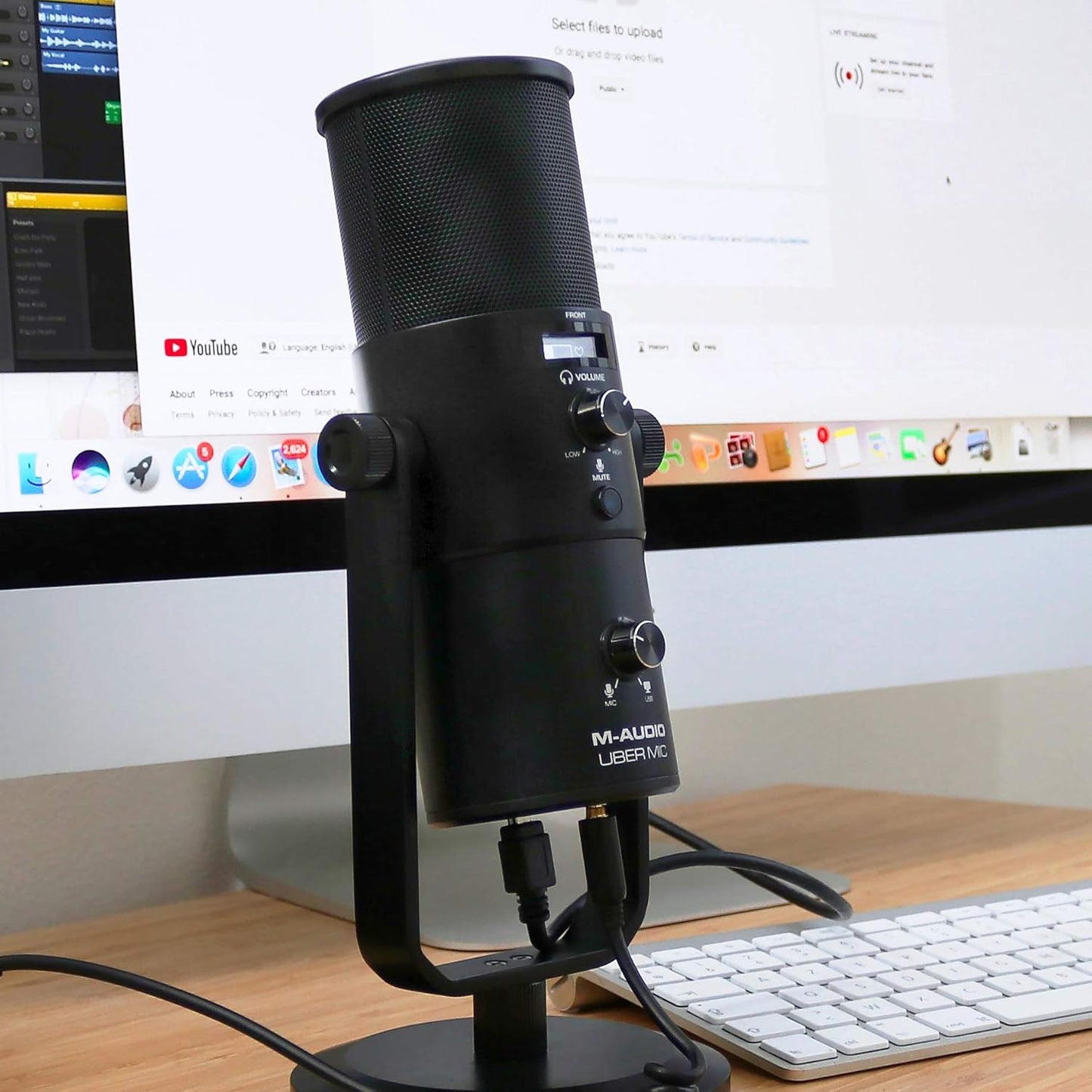M‑Audio Uber Mic USB Condenser Microphone with Switchable Polar Patterns
