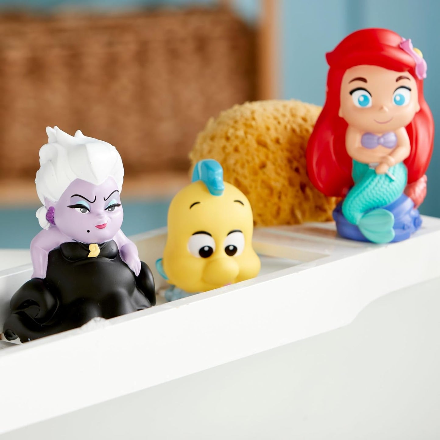 Disney Ariel Mermaid 5-Piece Bath Toy Set with Bucket