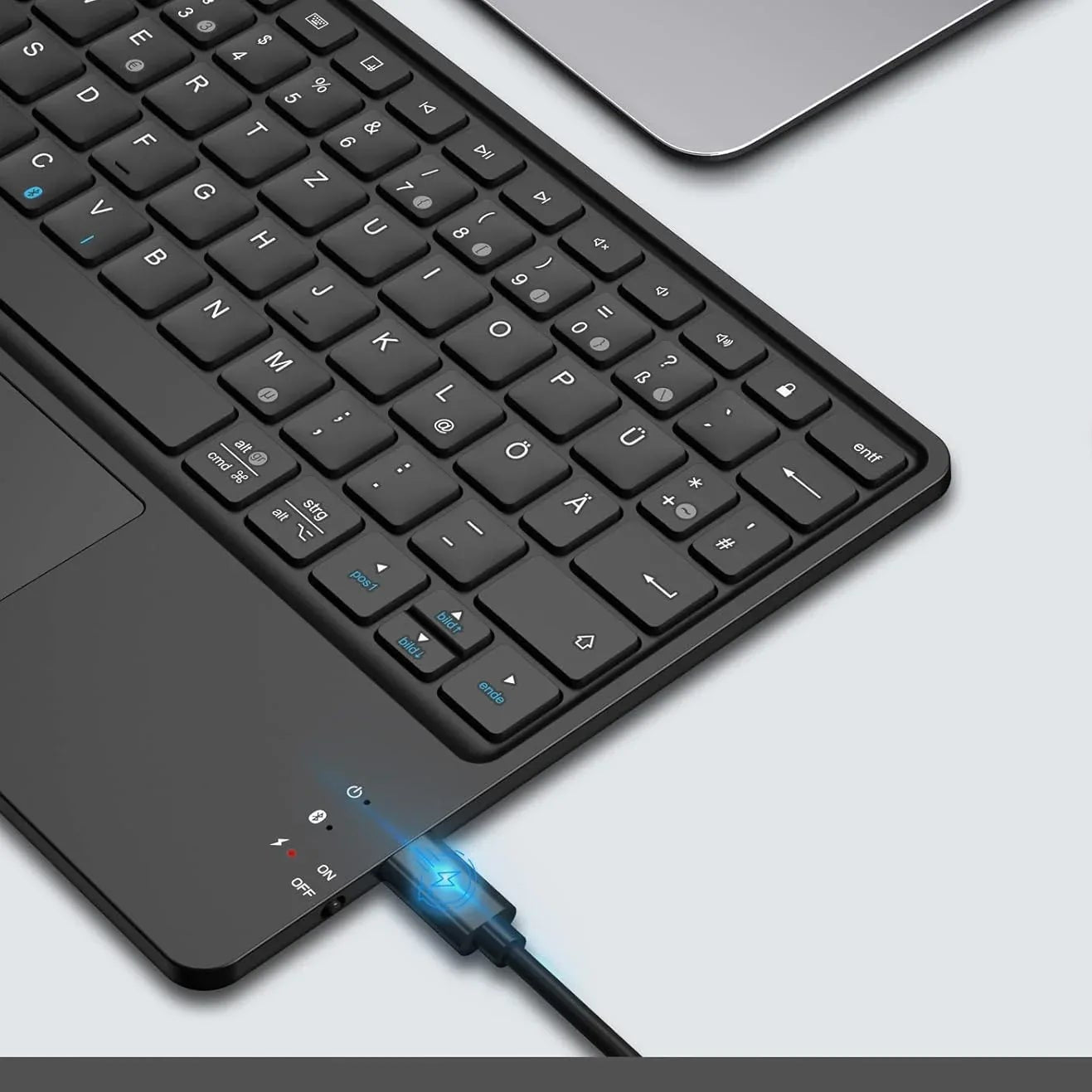 FINTIE Wireless Bluetooth Keyboard with Touchpad - Black German Layout - Gomix Brands Outlet