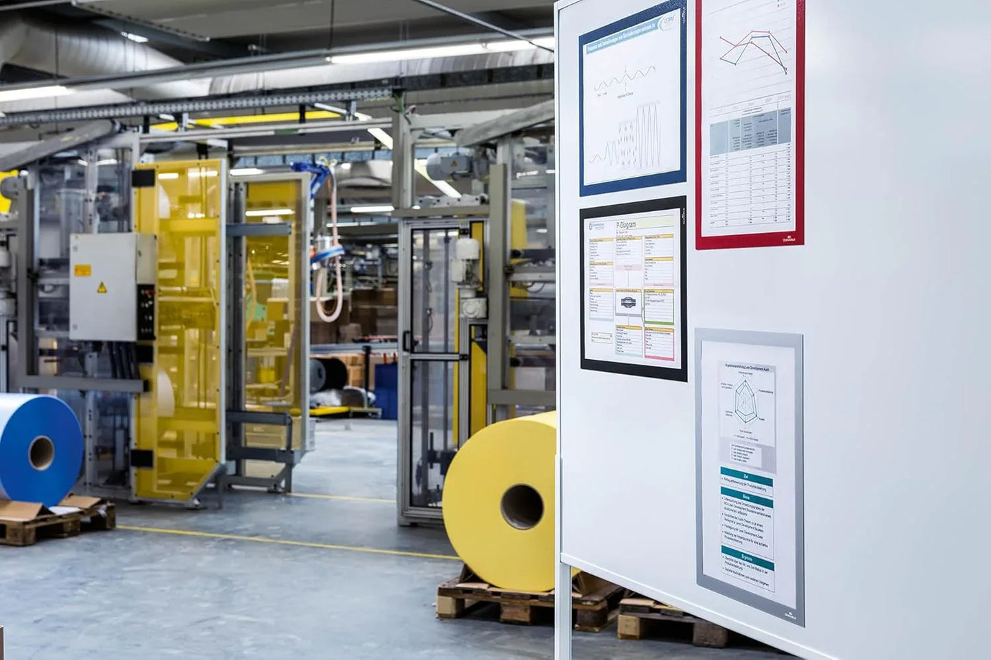 Durable Magnetic Info Frame A4 Black for Metal Surfaces - Gomix Brands Outlet