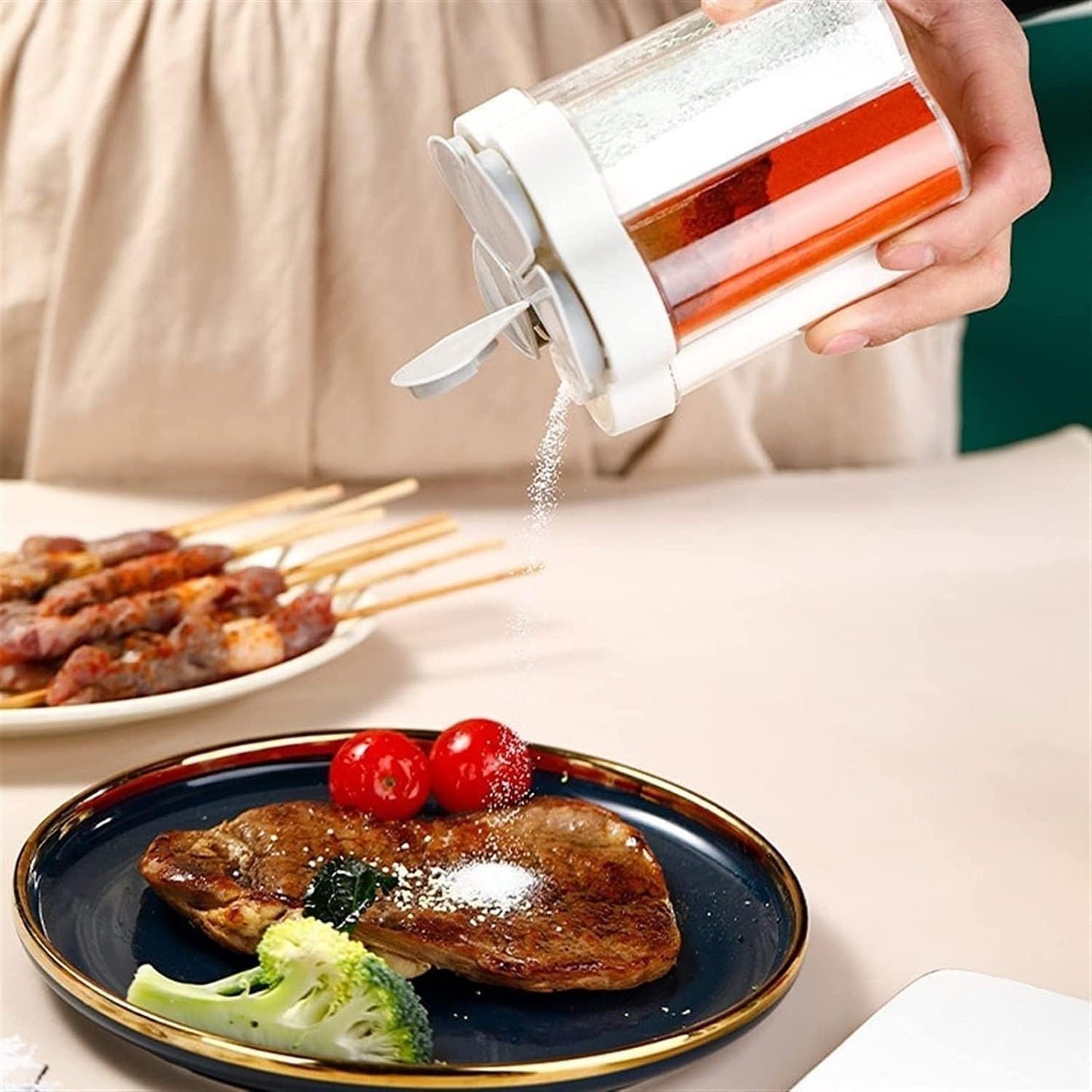 5-in-1 Camping Seasoning Dispenser - Portable Spice Container for Travel