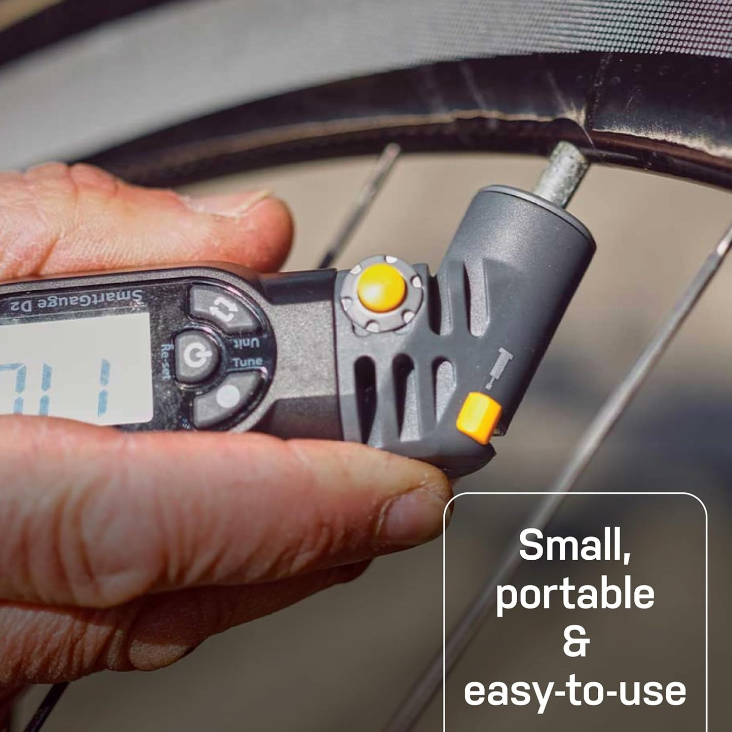 Topeak Smart D2 Digital Tire Pressure Gauge for Accurate Bike Readings