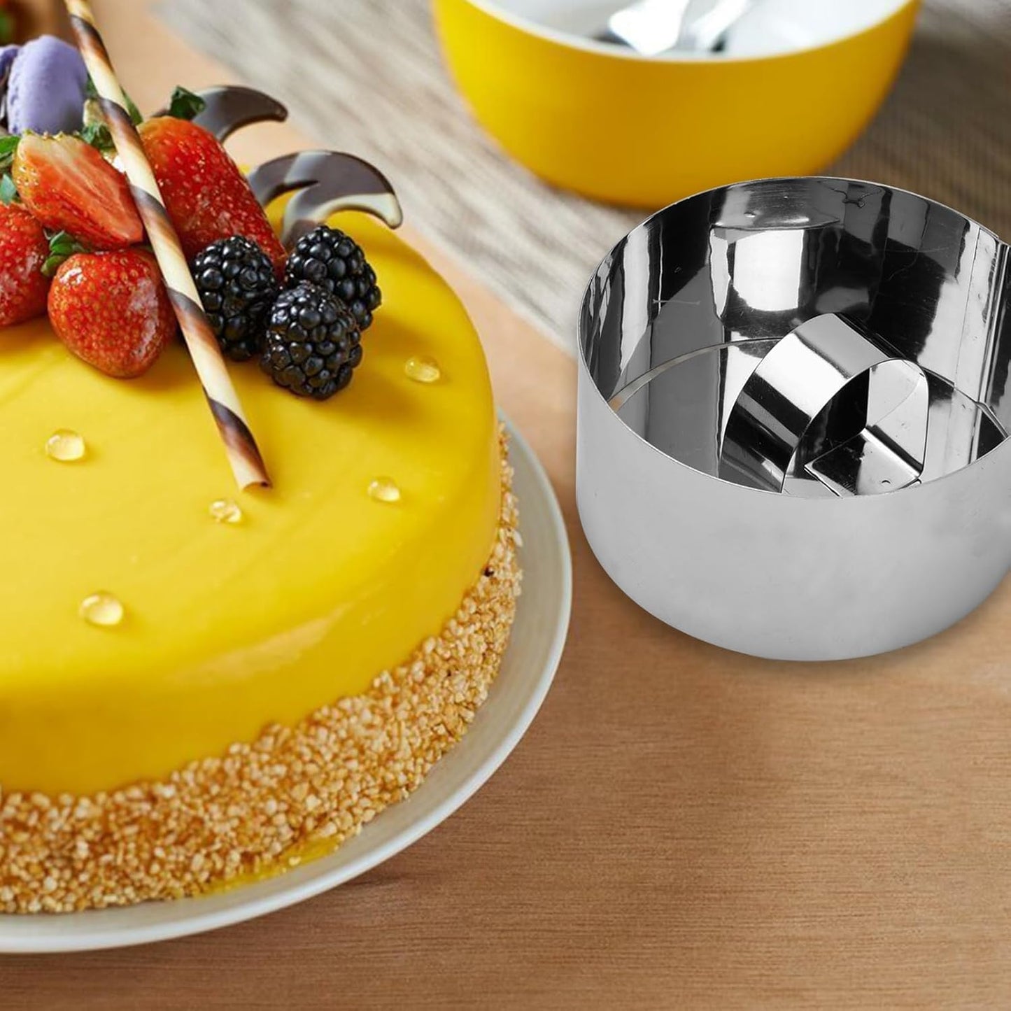 Stainless Steel Round Mousse Ring Set with Pusher - 4 Pack