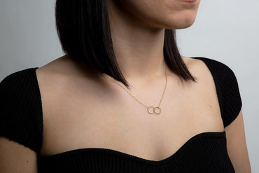 Suavell Interlocking Circle Sterling Silver Necklace – Best Friend Gift