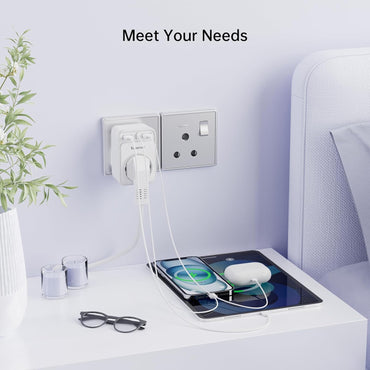 Sameriver Travel Adapter EU to India 4-in-1 Type D Plug with 2 USB-A and USB-C White
