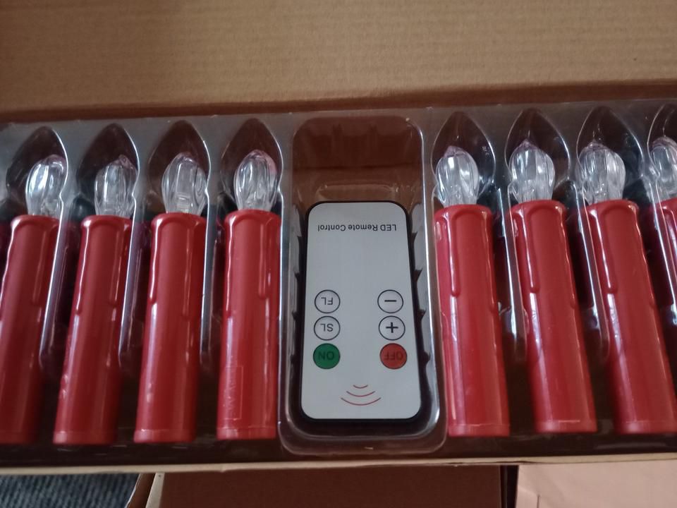 Wireless LED Christmas Tree Candles Set, 30 Drip-Effect Battery-Operated Lights