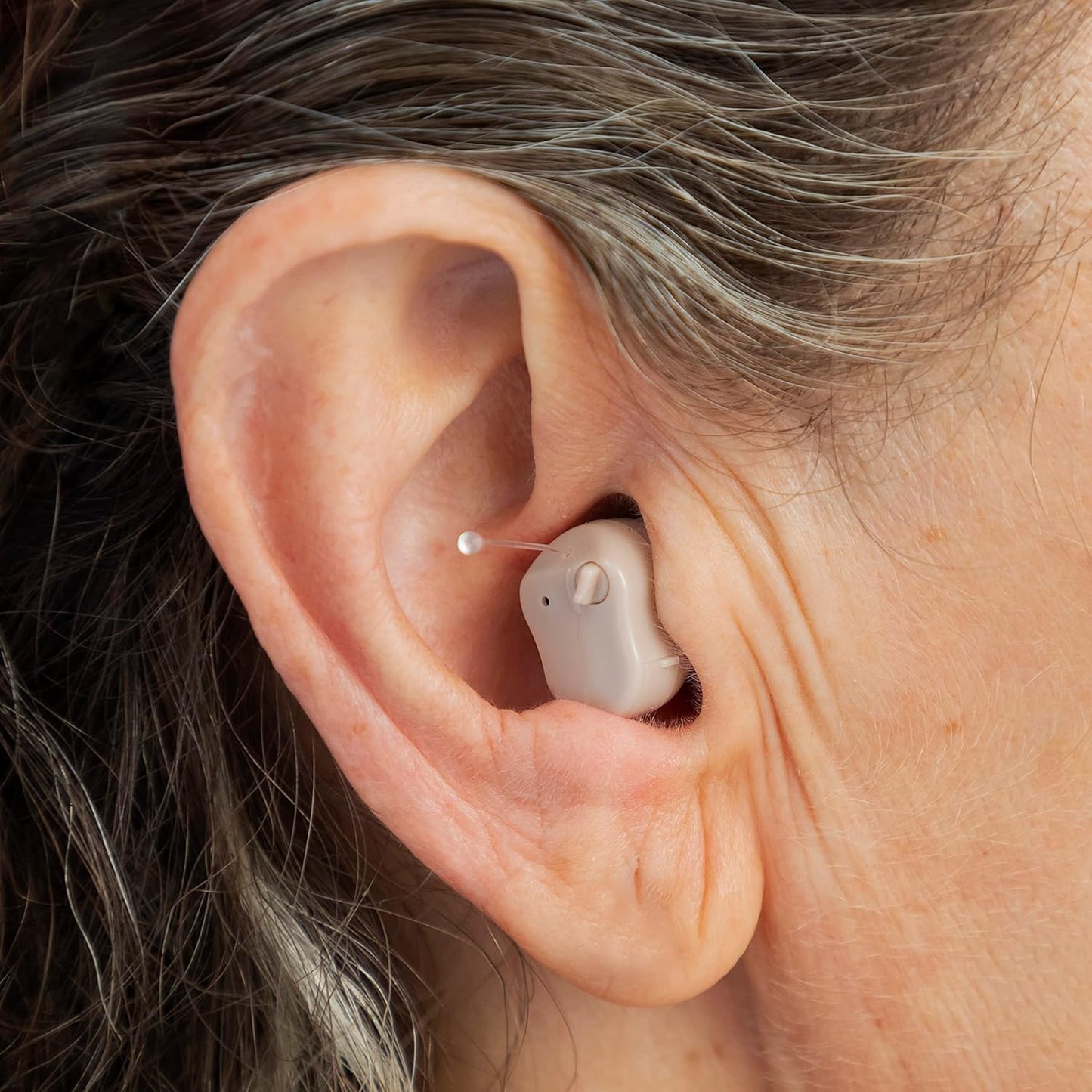 InnovaGoods Hearzy In‑Ear Sound Amplifier with 3 Modes, Mic, and 35‑Hour Battery