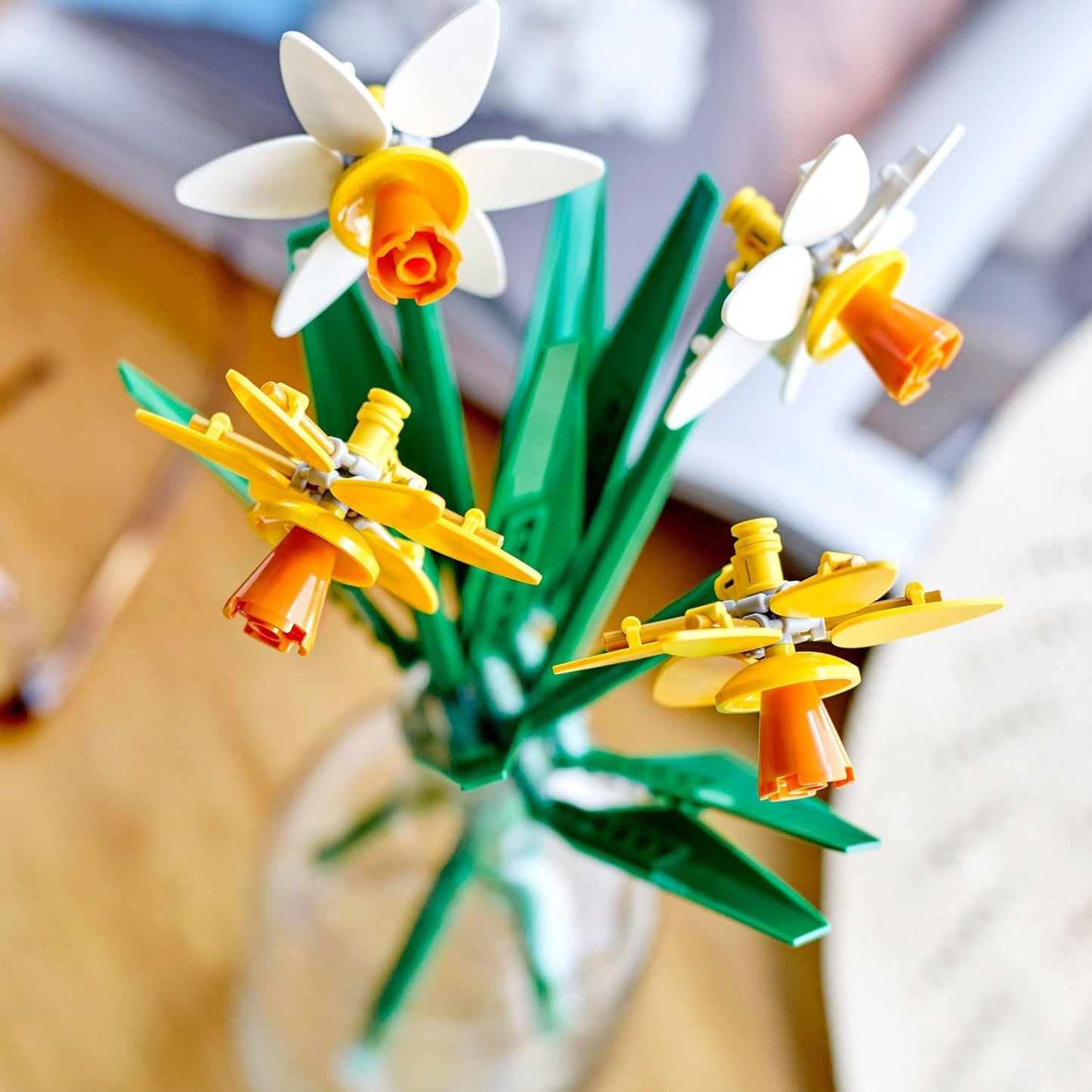 LEGO Daffodil Flower Building Set – Bright Yellow & White Blooms