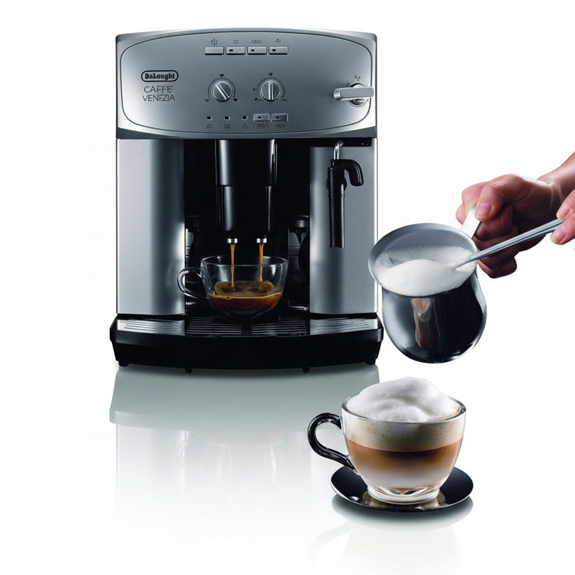 De'Longhi Magnifica ESAM 2200 Automatic Silver Coffee Machine