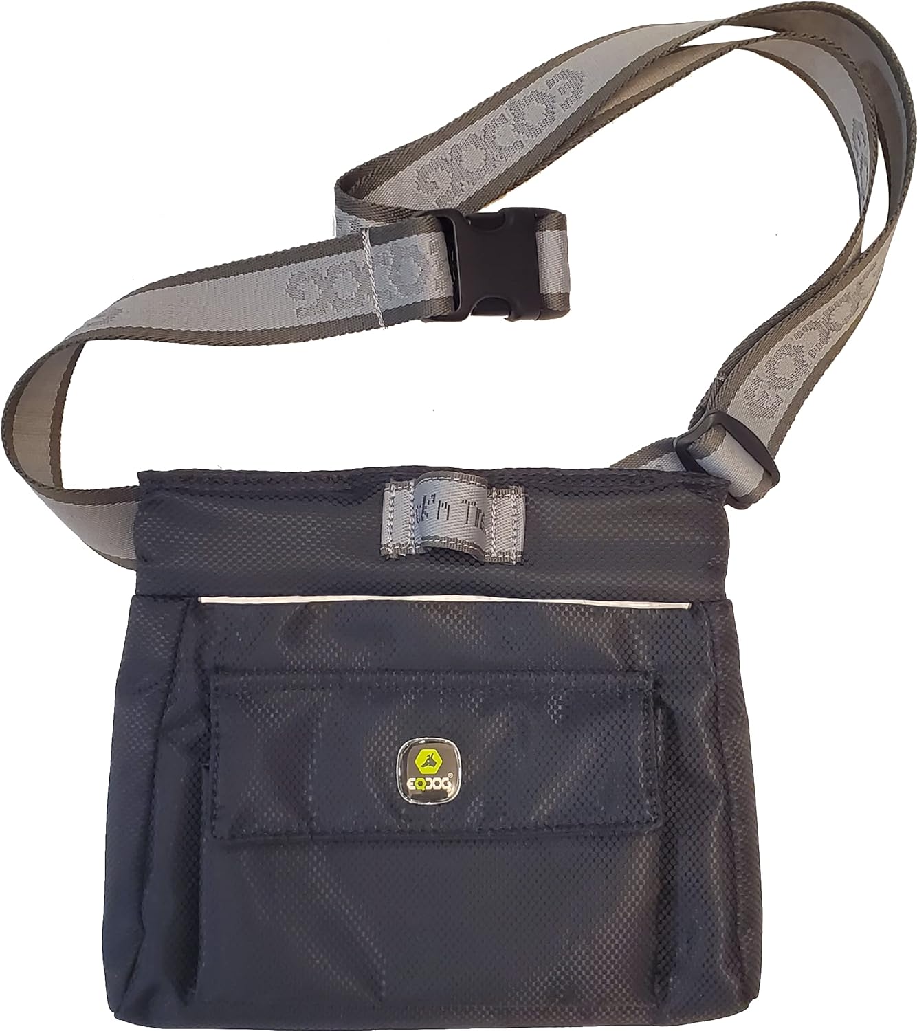 EQDOG Treat Bag: Hands-Free Training Pouch with Magnetic Closure