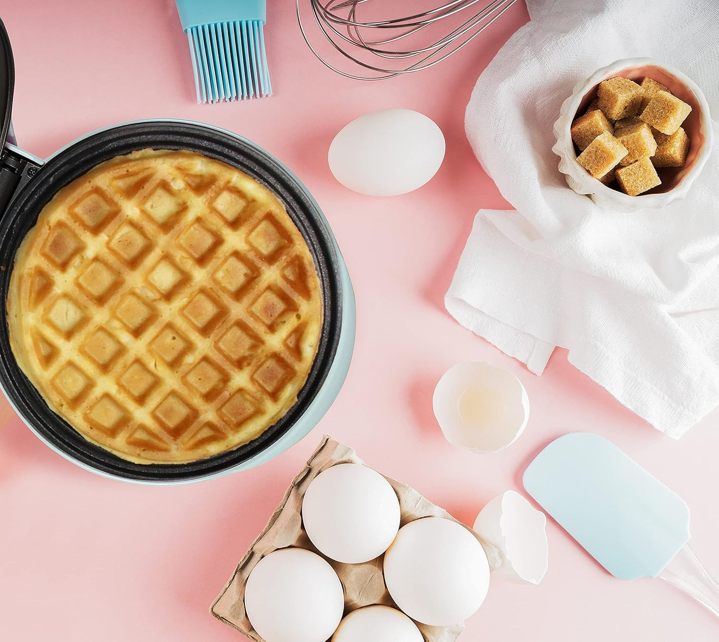Bestron Mint Mini Waffle Iron – Retro Non-Stick 550W