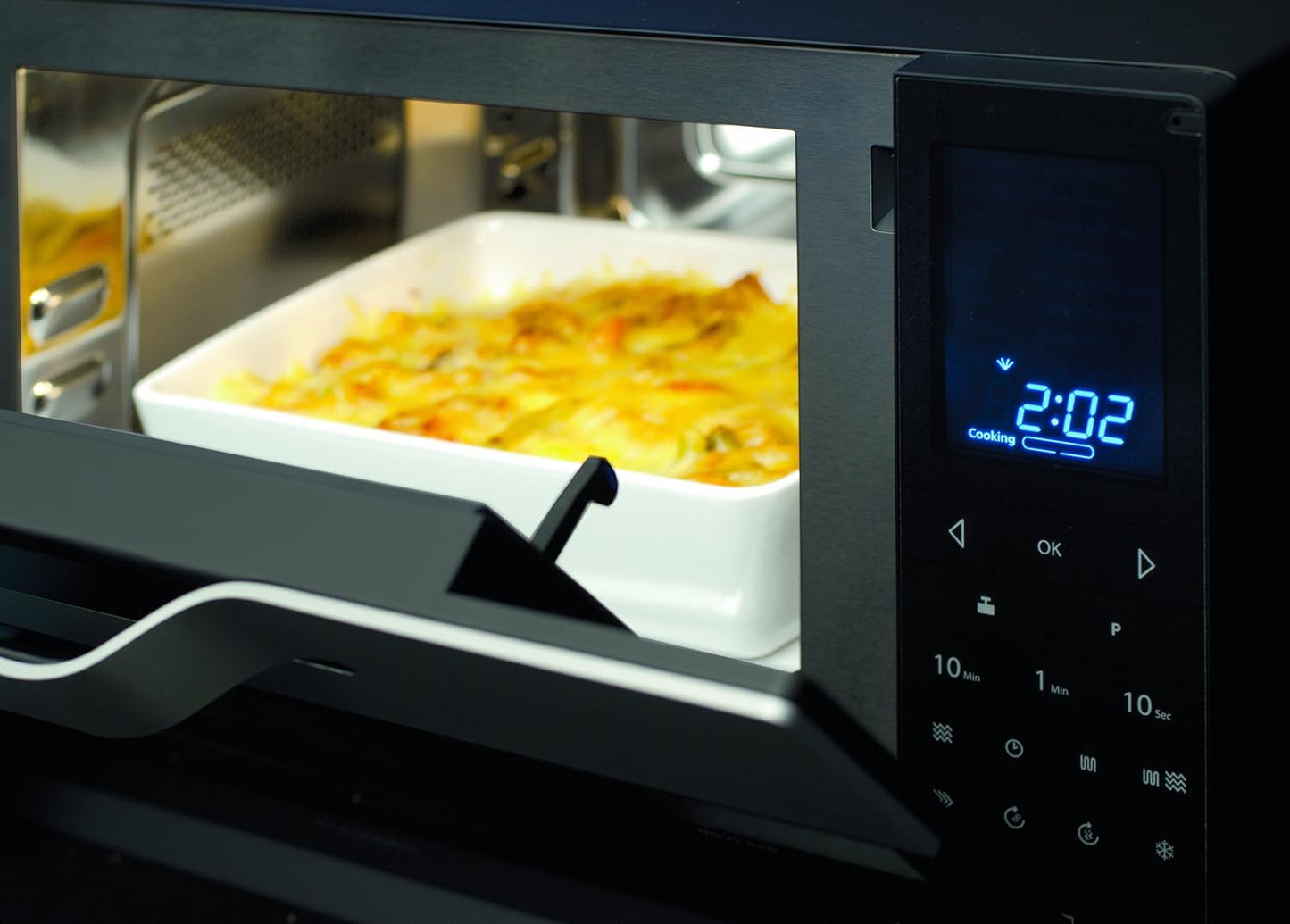 Caso IMCG25 3-in-1 Convection Microwave with Grill & Hot Air