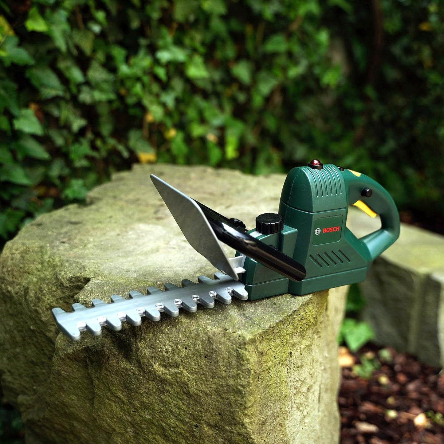 Bosch Toy Hedge Trimmer – Realistic Sound and Flashing Light