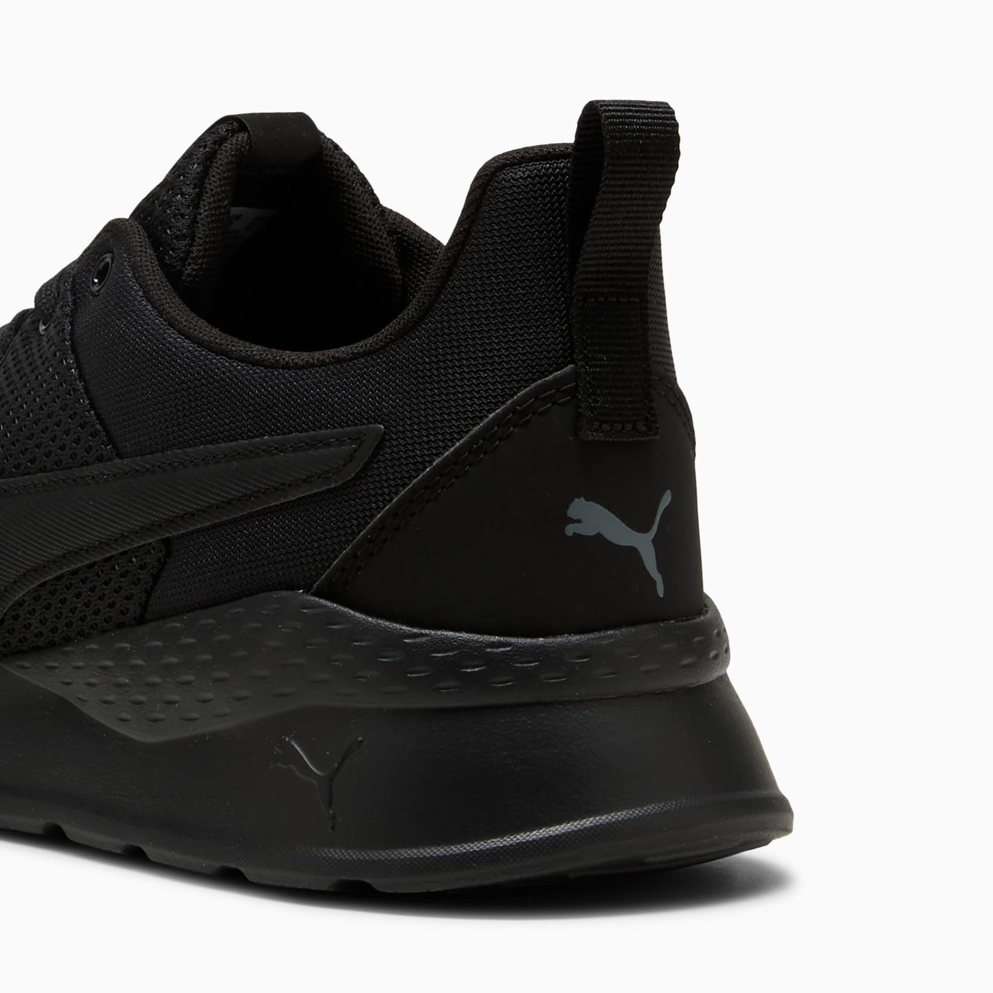 PUMA Anzarun Lite Men's Lightweight Breathable Trainers for Active Lifestyles