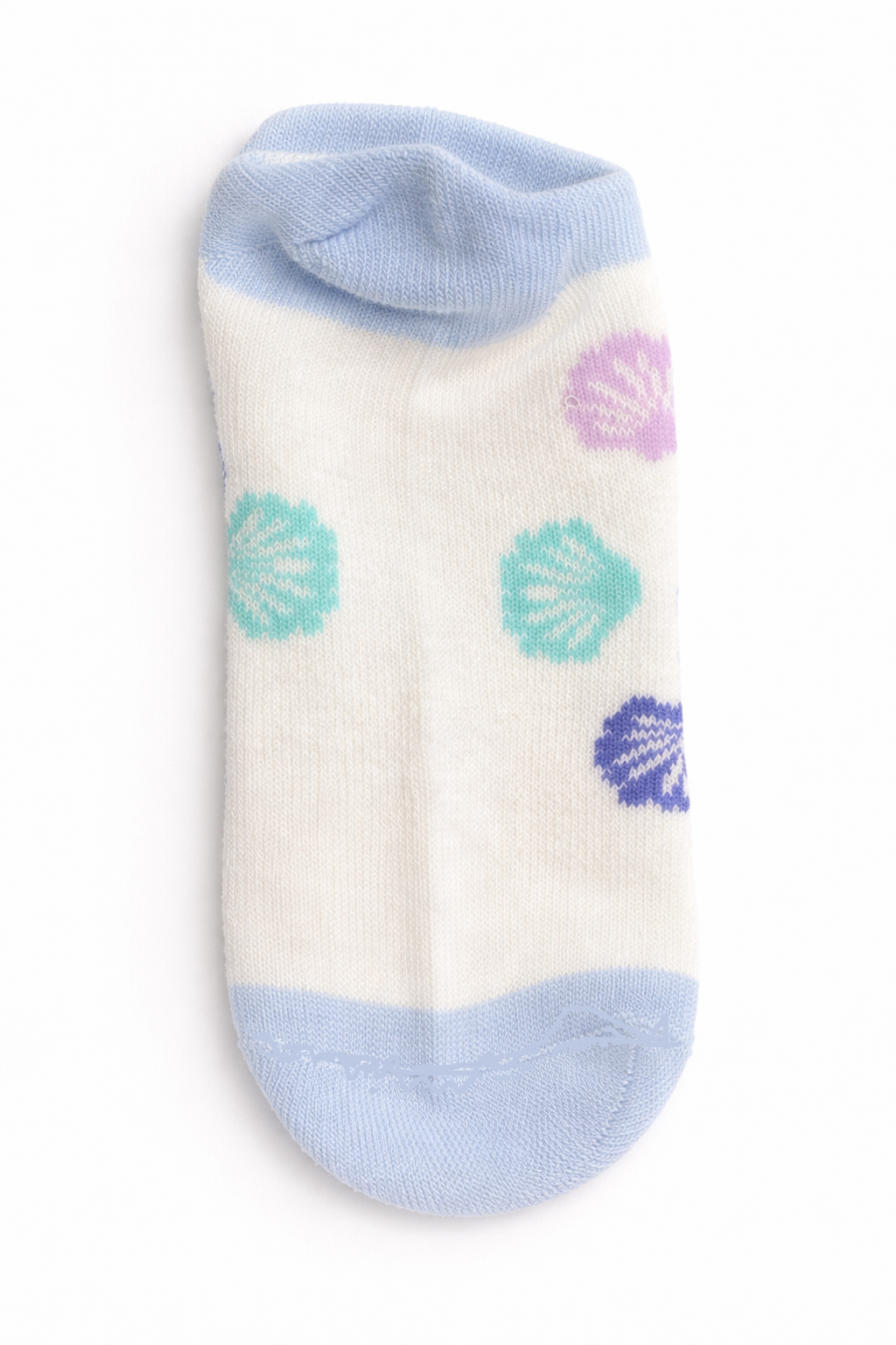 Make Waves Kids Ankle Socks – Seashell Print (White & Pastel Blue)