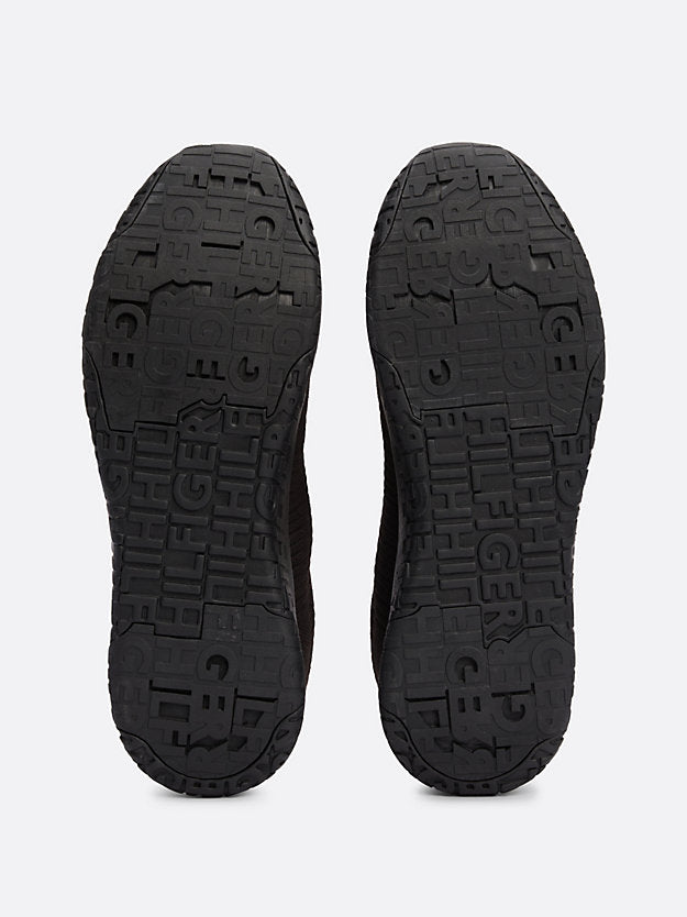 Tommy Hilfiger Men's Black Signature Knitted Trainers – Lightweight, Breathable, Eco-Conscious