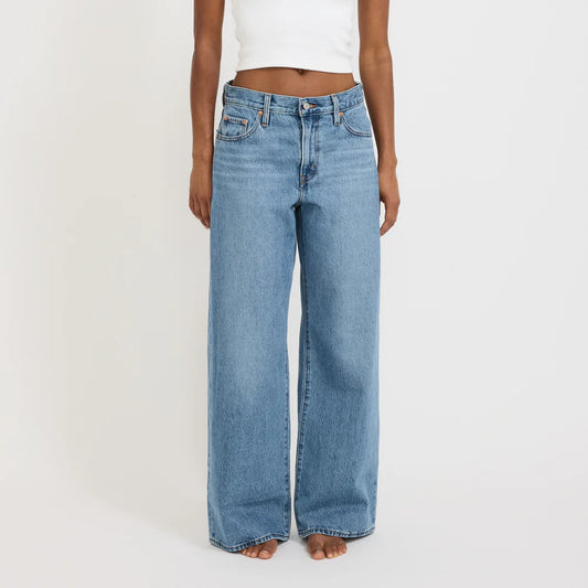 Classic Levi's High-Waisted Straight Leg Denim Jeans - Light Blue