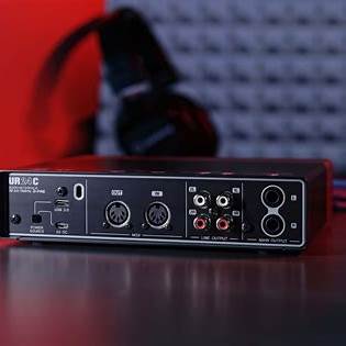 Steinberg UR24C USB-C Audio Interface: 2-In/4-Out, D-PRE Preamps for Studio Recording