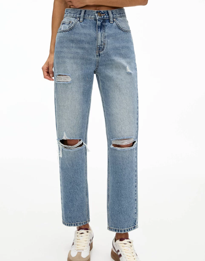 Pull&Bear Women's High Waist Ripped Mom Jeans - Medium Blue Denim Comfort