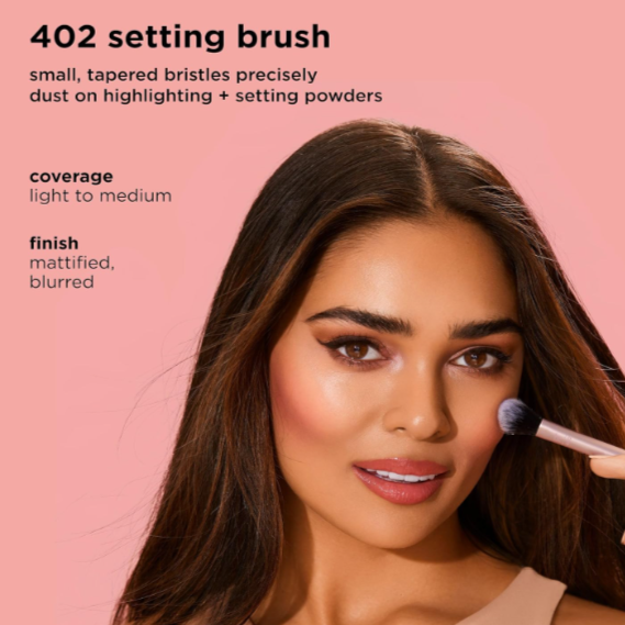 Real Techniques Mini Travel Brush for Blush, Bronzer & Powder