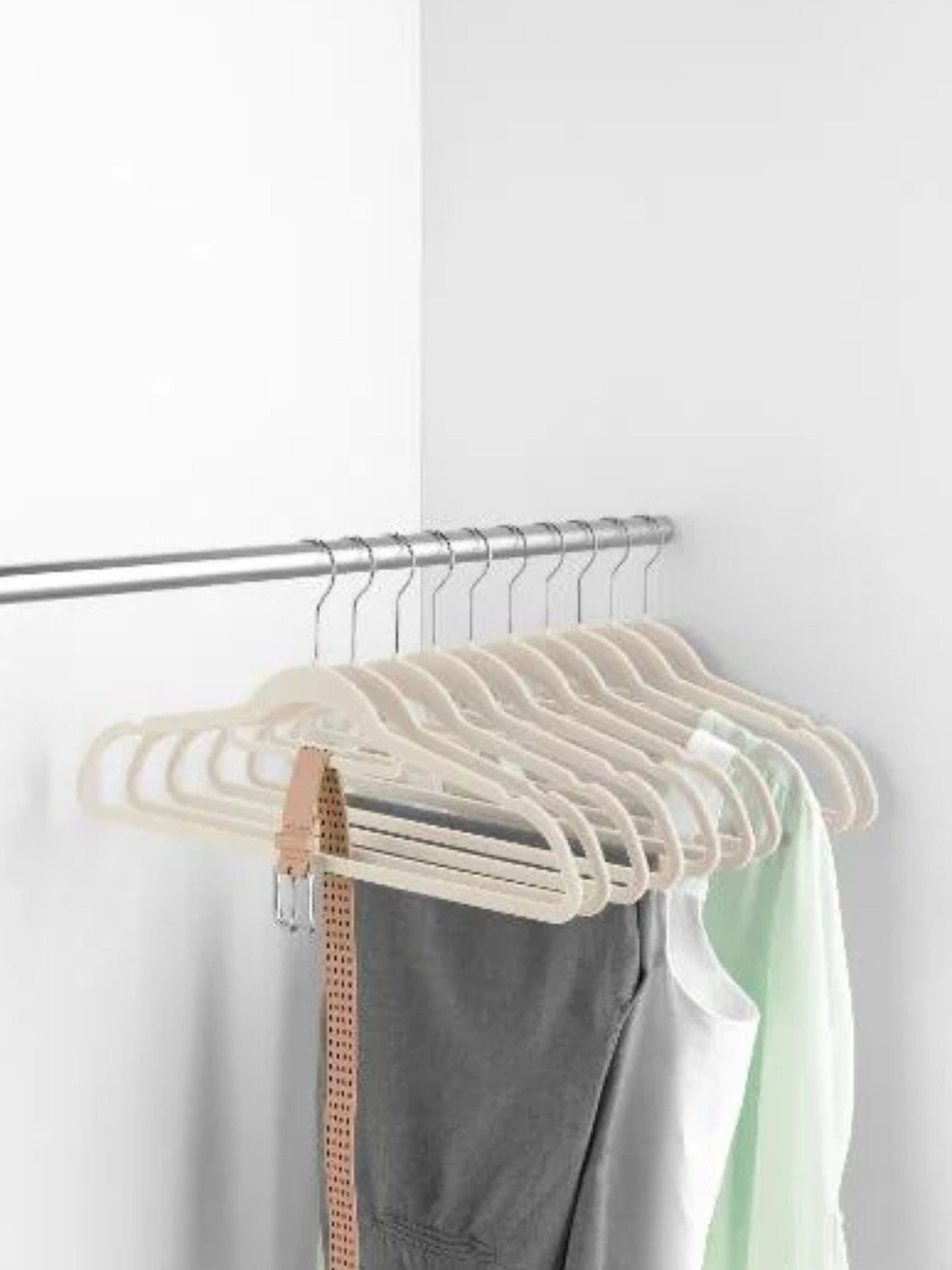 Livarno Home Clothes Hangers 10-Piece Anti-Slip Suede 44x23.6 cm