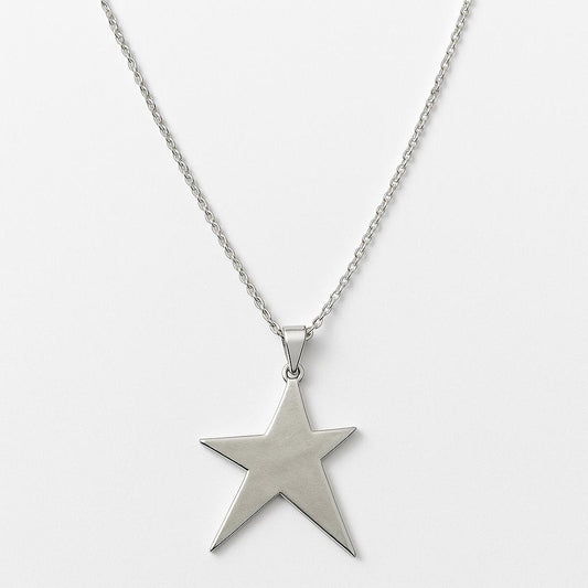 Elegant Star-Shaped Pendant Necklace
