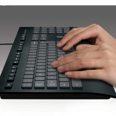 Amazon product page with a Logitech keyboard and user interaction.