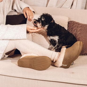 EverFoams Women's Micro Suede Cozy Winter Slippers with Fuzzy Shearling Lining Memory Foam