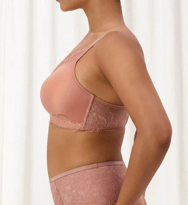 https://cdn.shopify.com/s/files/1/0627/5288/2946/files/Wirefree-padded-bras-Amourette-Charm-Bra-Triumph-Lingerie-Pink-10201694-7014-PR-v3.webp?v=1753592634