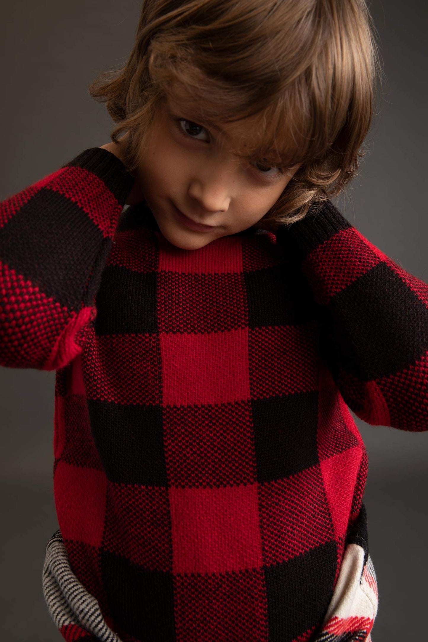 Defacto Boys Regular Fit Crew Neck Knit Pullover Sweater Black