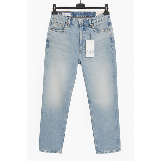 Zara Light Wash Mid Rise Jeans for Women size 38