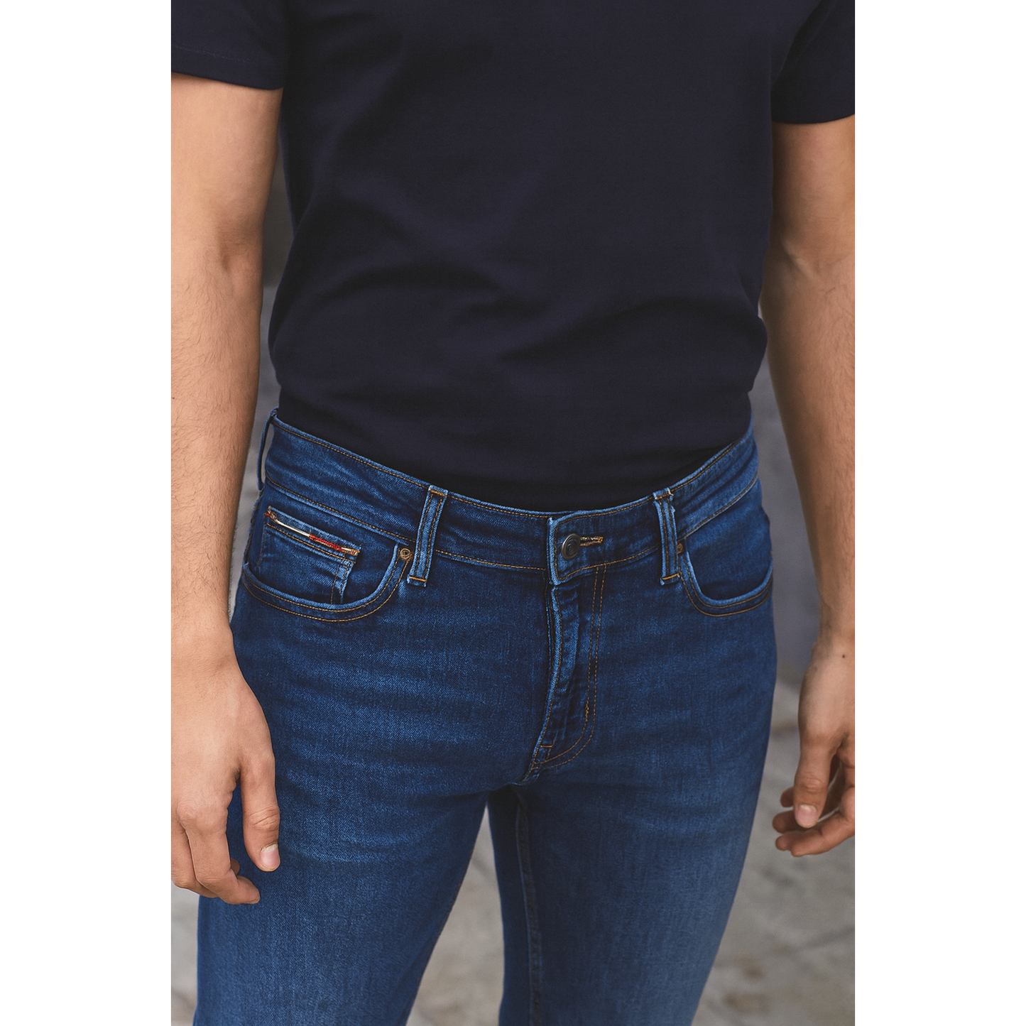 Tommy Hilfiger Men's Blue Bootcut Jeans Size 32