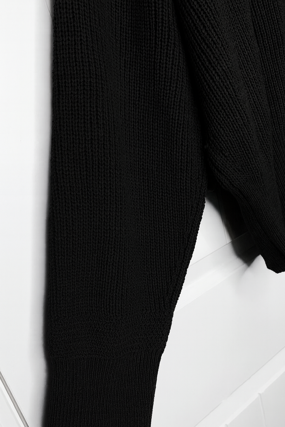 Grace Karin - Cropped Drop Sleeve Cardigan V‑Neck Sweater