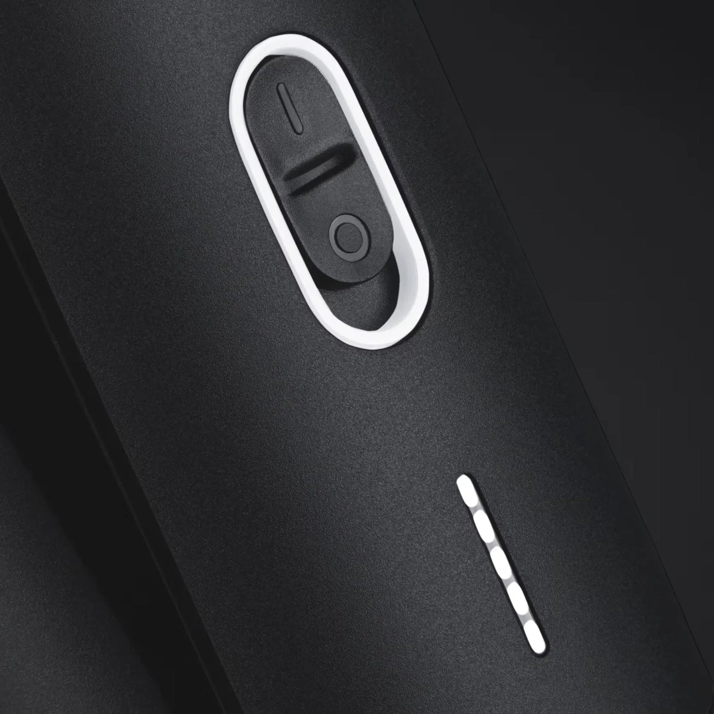 GHD Unplugged Wireless Flat Iron – Sleek Black Portable Styling Tool - Gomix Brands Outlet