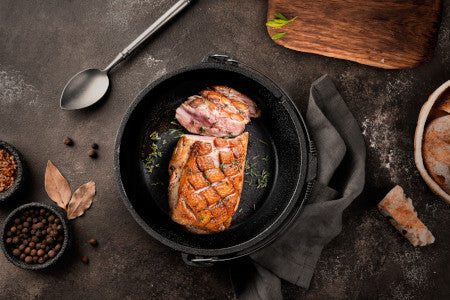 Premium Pre-Seasoned Cast Iron 7.4-Quart Dutch Oven Set with Feet & 2-in-1 Lid